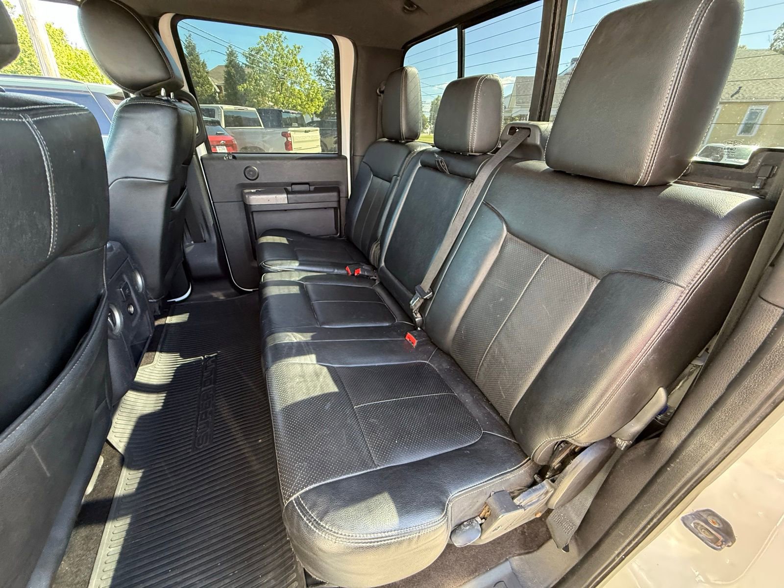 Used 2015 Ford F250 Lariat w/ Lariat Ultimate Package AWD/4WD image 19