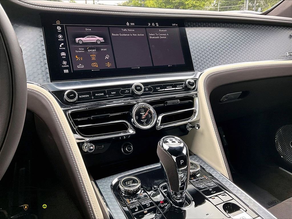 Used 2024 Bentley Flying Spur W12 AWD/4WD image 8