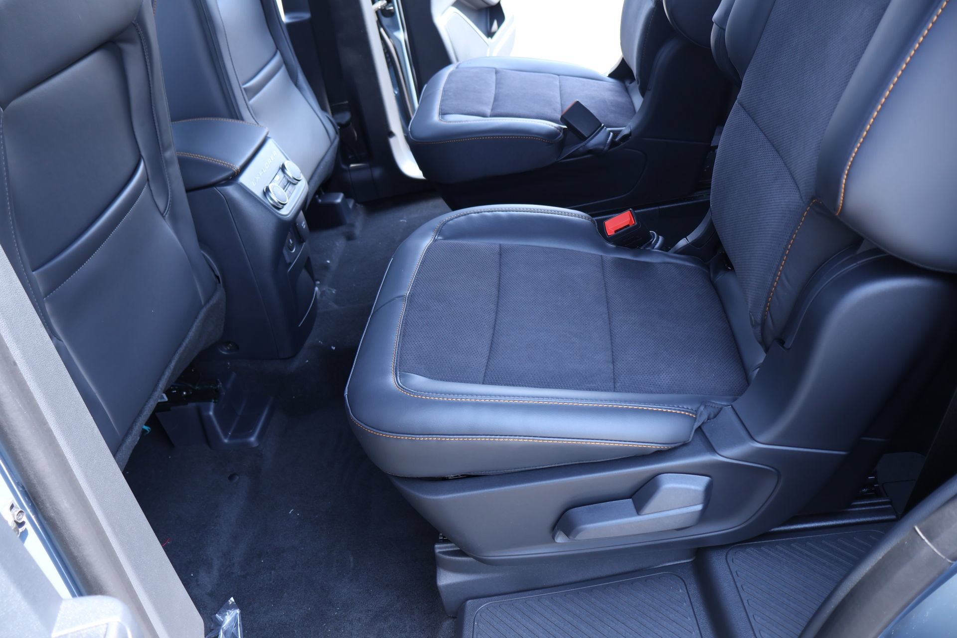 New 2026 Ford Explorer Tremor w/ Tremor Convenience Package AWD/4WD image 13