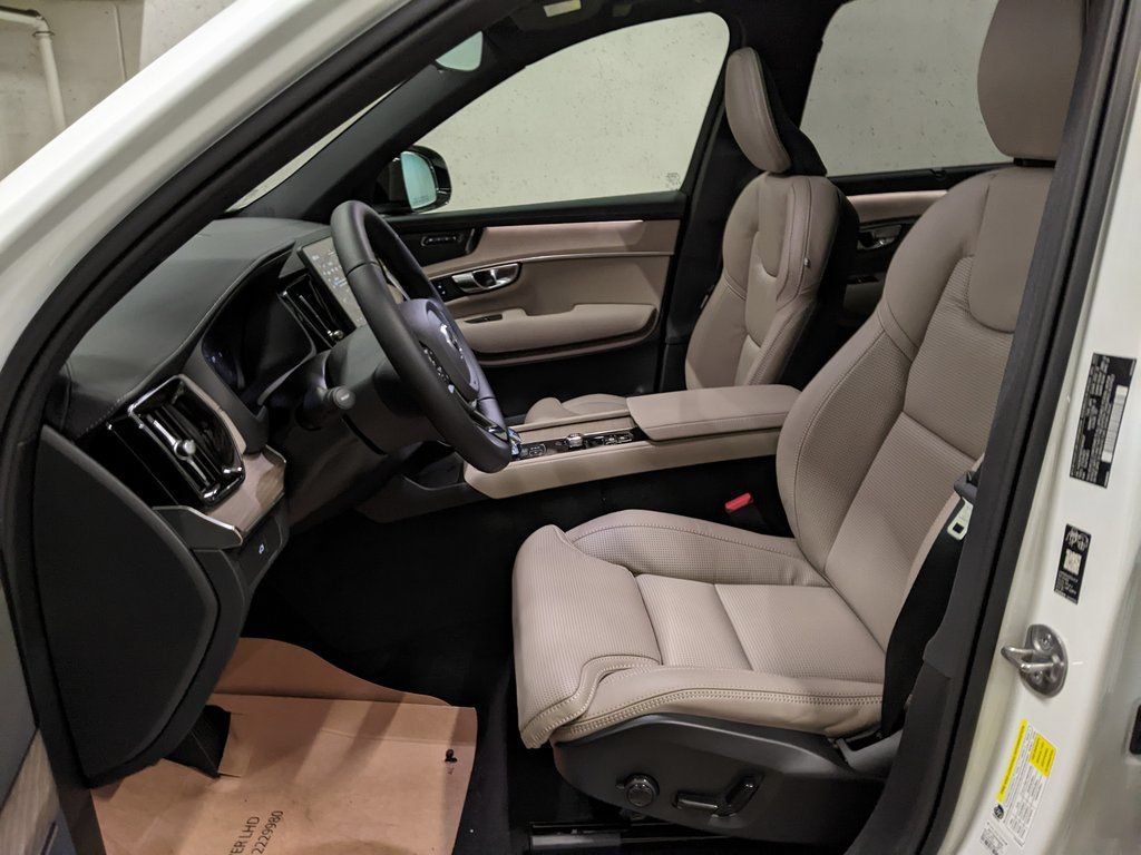 New 2026 Volvo XC90 B6 Ultra w/ Protection Package Premier AWD/4WD image 11