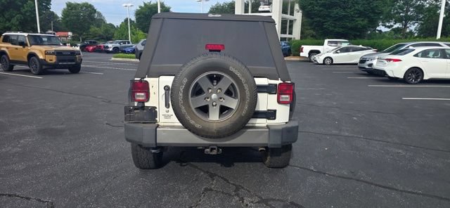 Used 2015 Jeep Wrangler Unlimited Sport AWD/4WD image 9