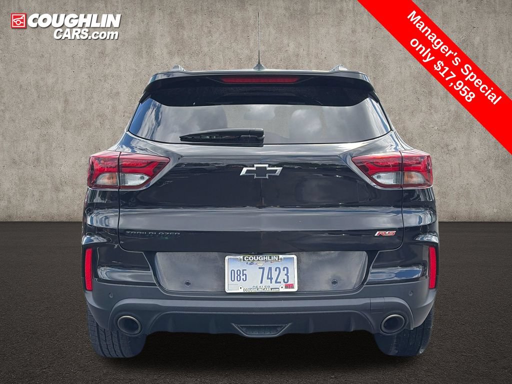 Used 2022 Chevrolet TrailBlazer RS w/ Sun and Liftgate Package FWD image 7