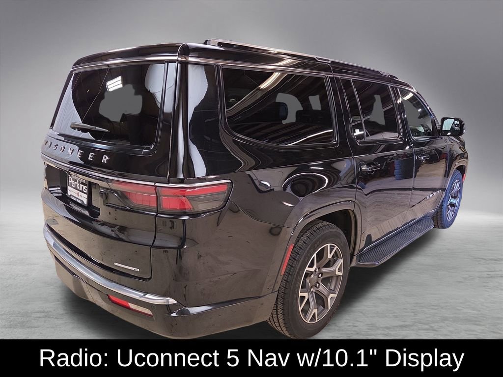 Used 2023 Jeep Wagoneer Series III w/ Preferred Equipment Group image 6