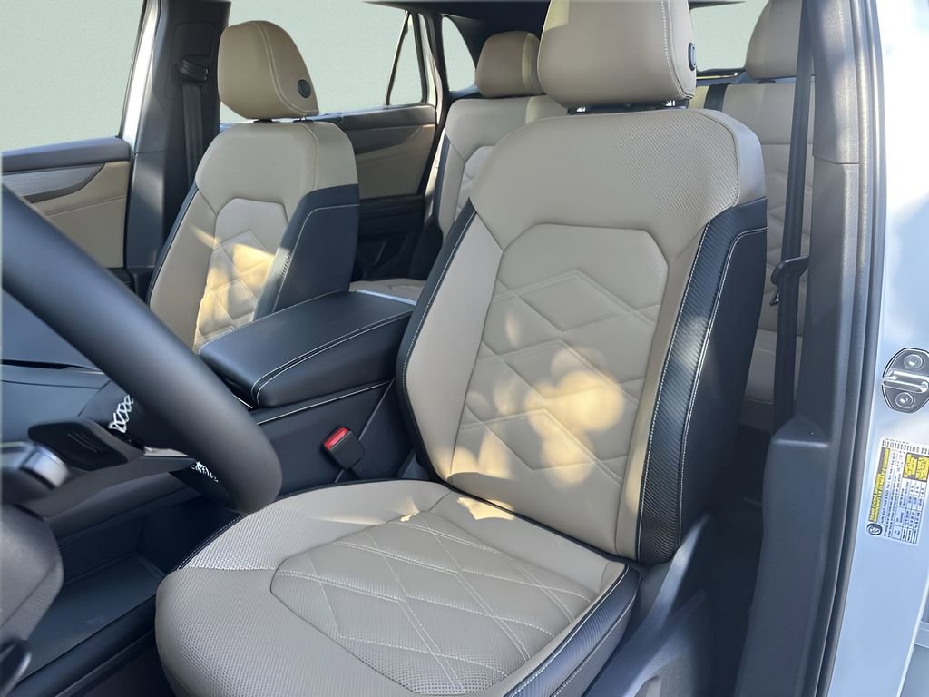 New 2026 Volkswagen Atlas Cross Sport SE image 11