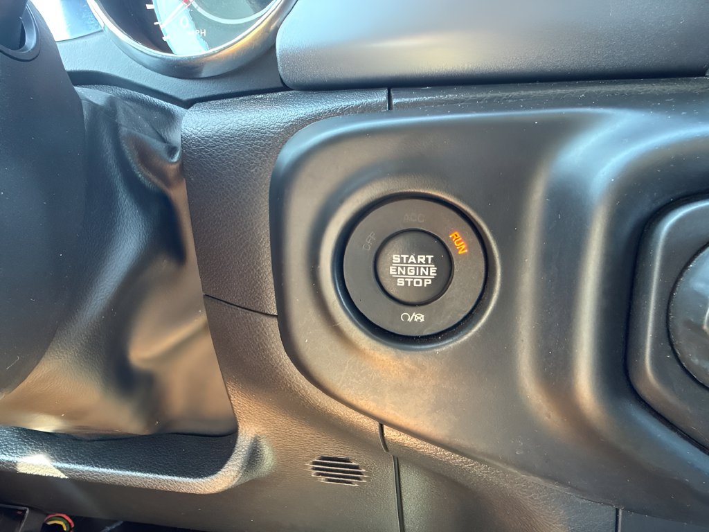 Used 2022 Jeep Gladiator Mojave w/ Cold Weather Group AWD/4WD image 22