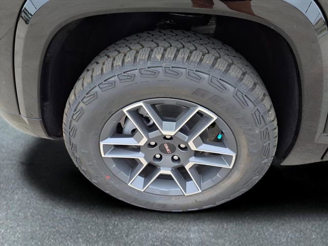 New 2026 GMC Terrain AT4 w/ Technology Package II image 28