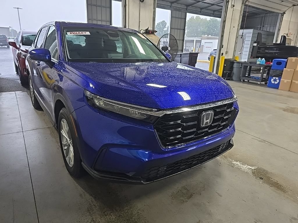 Used 2025 Honda CR-V EX image 1