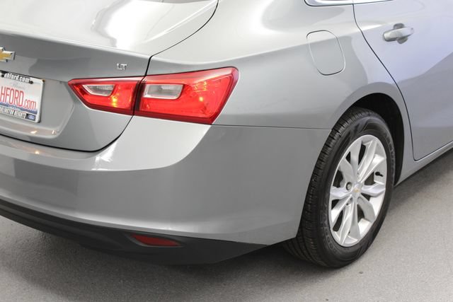 Used 2023 Chevrolet Malibu LT FWD image 9