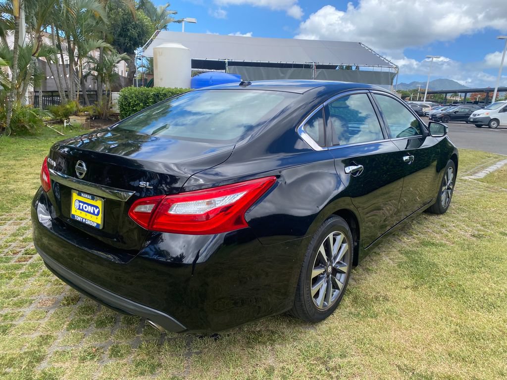 Used 2017 Nissan Altima 2.5 SL w/ 2.5 Technology Package FWD image 7