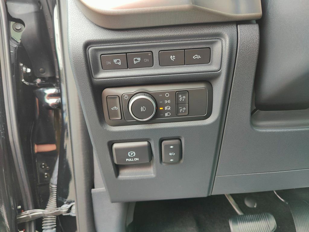 Used 2022 Ford F150 Raptor w/ Raptor 37 Performance Package image 12