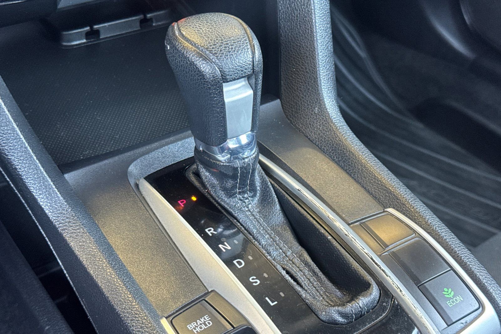 Used 2018 Honda Civic EX image 33