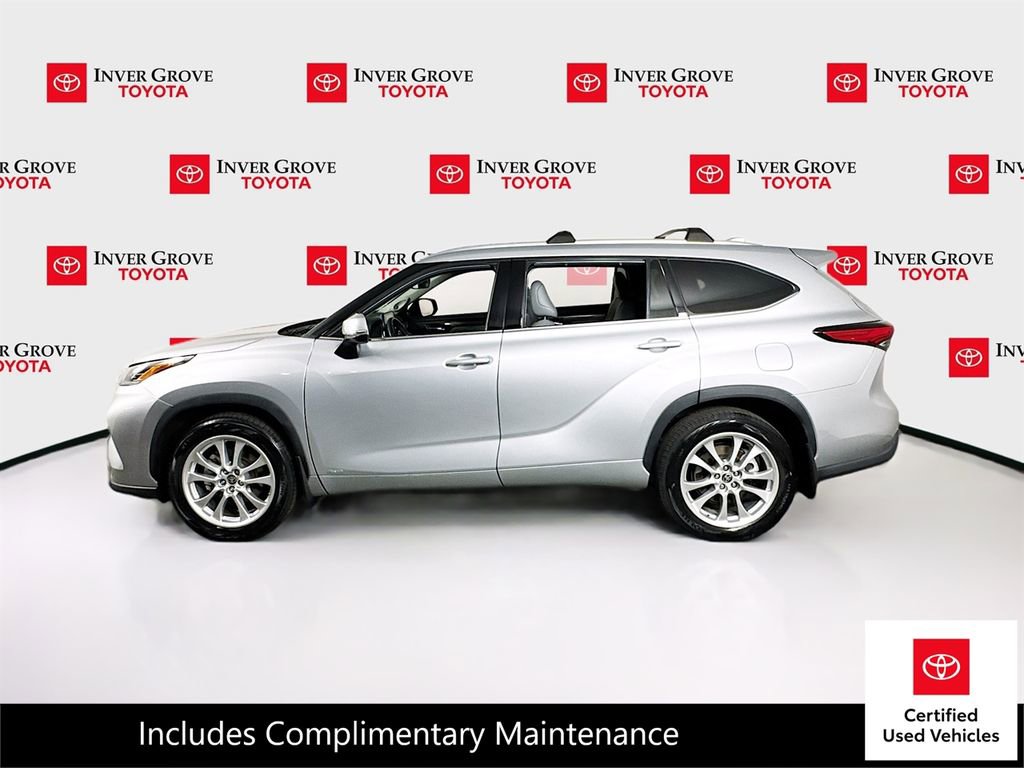 Certified 2022 Toyota Highlander Limited image 10