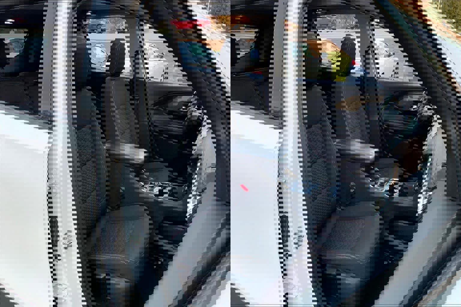 Used 2019 GMC Terrain SLE w/ Driver Convenience Package image 8