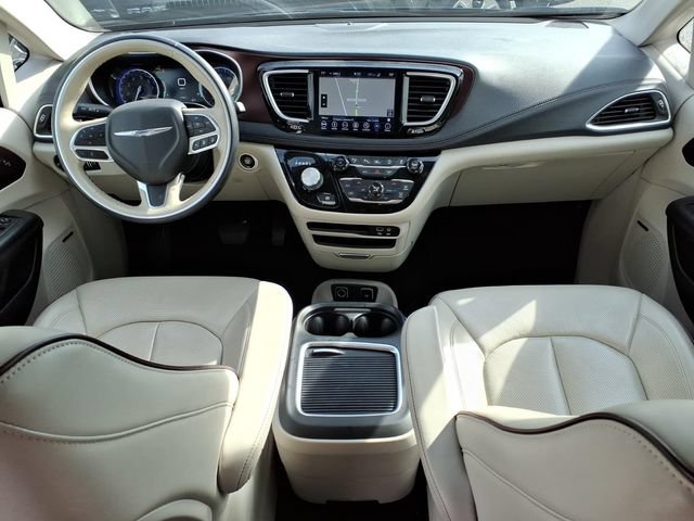 Used 2019 Chrysler Pacifica Limited FWD image 27