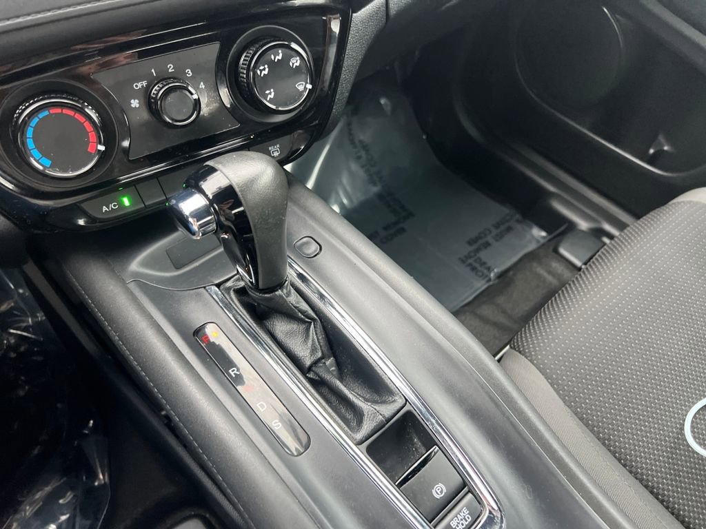 Used 2019 Honda HR-V Sport image 18