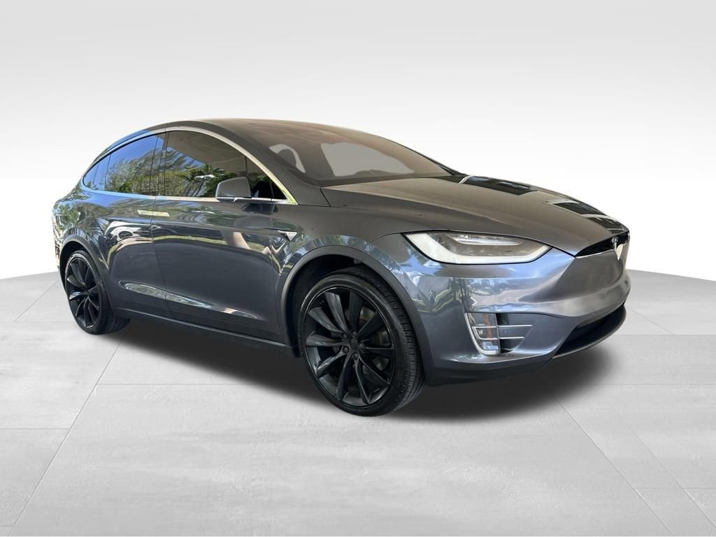 Used 2018 Tesla Model X 75D AWD/4WD video 2