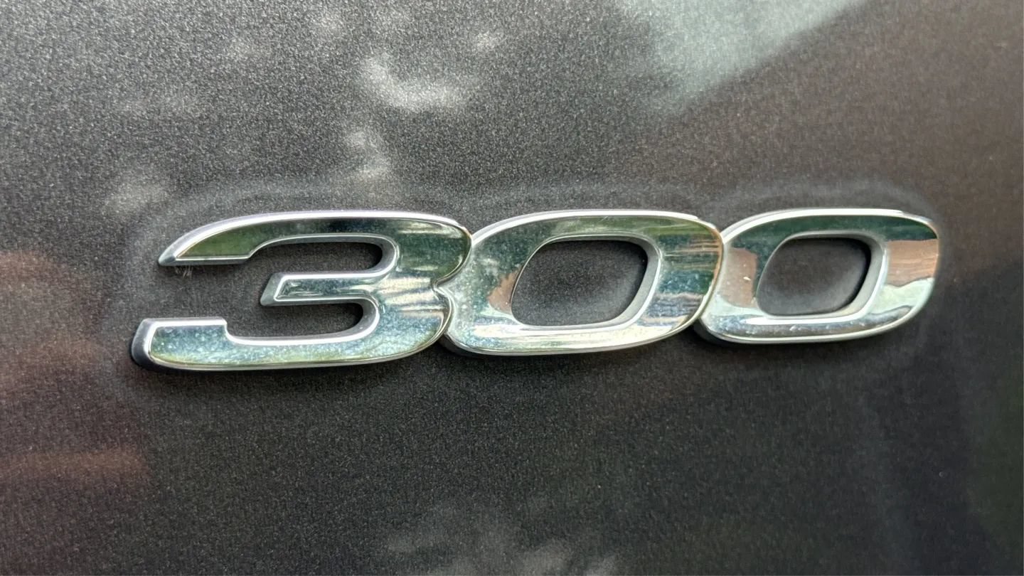 Used 2015 Chrysler 300 Limited RWD image 47