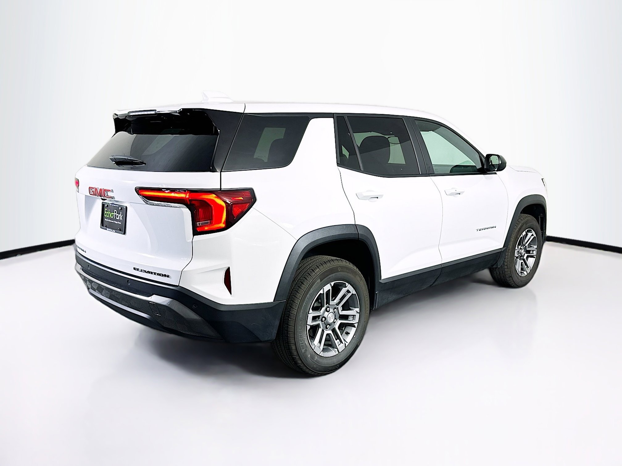 Used 2026 GMC Terrain Elevation FWD image 9