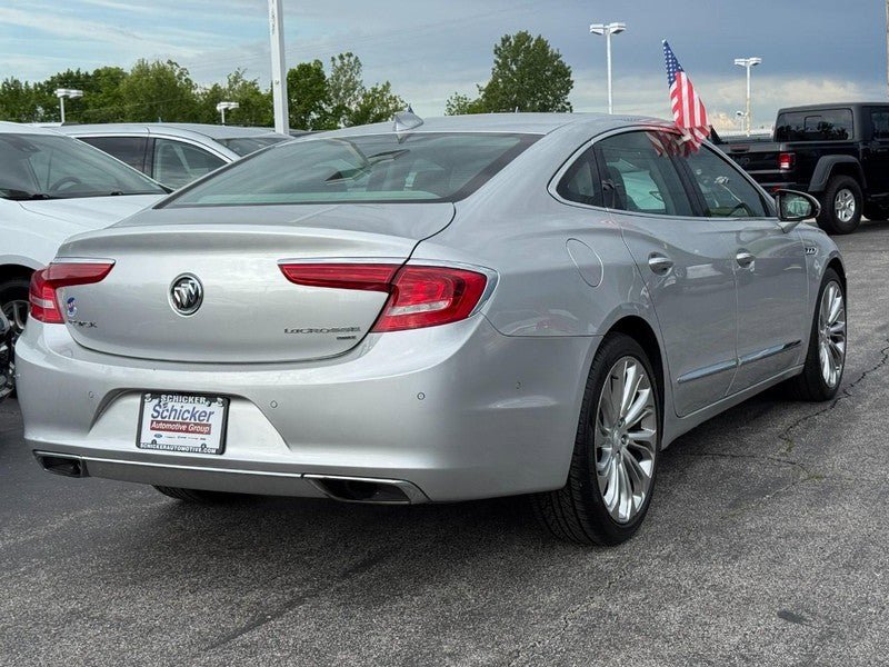 Used 2017 Buick LaCrosse Premium w/ Driver Confidence Package #2 AWD/4WD image 3