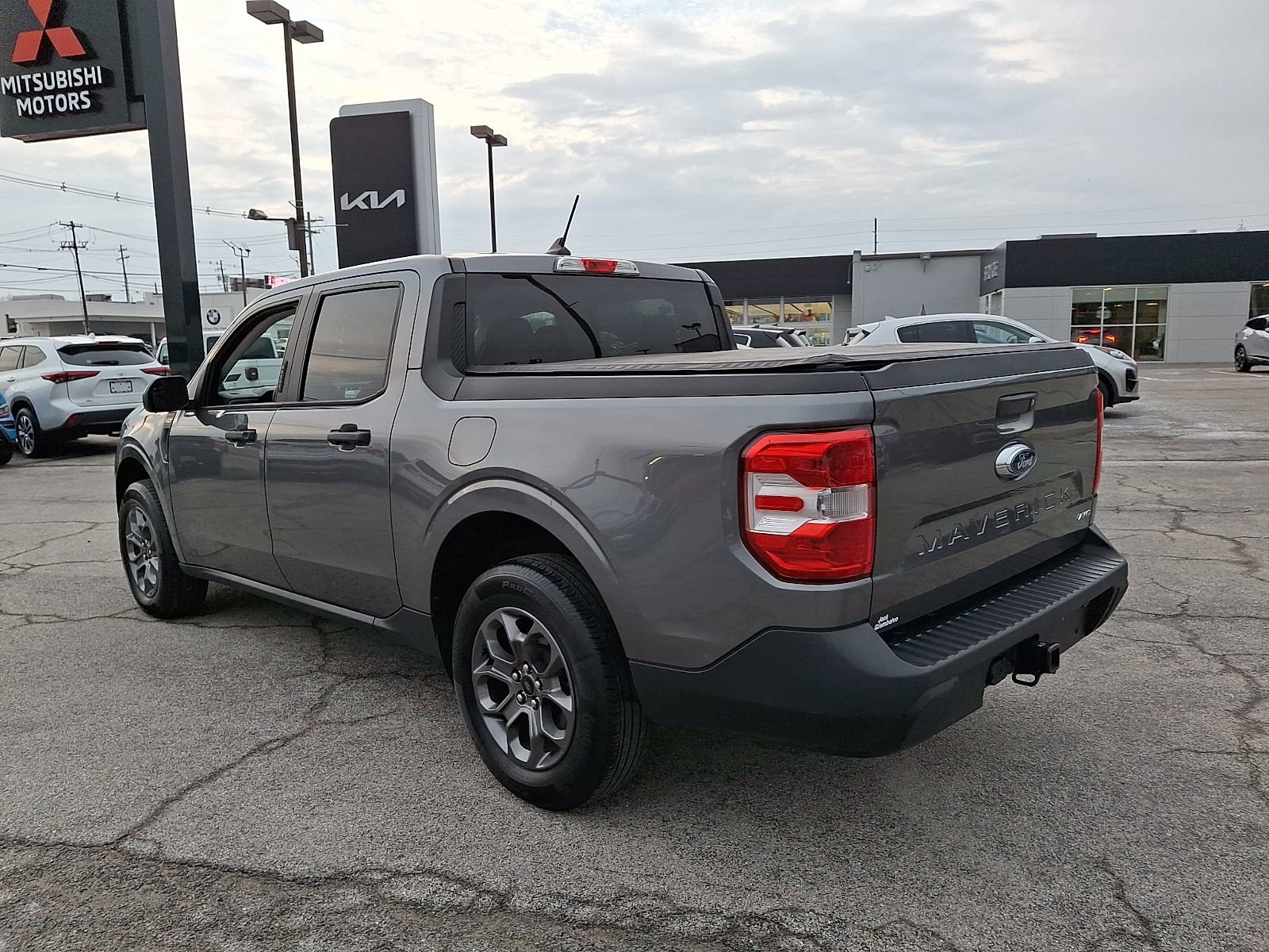 Used 2022 Ford Maverick XLT w/ Equipment Group 300A Standard image 5
