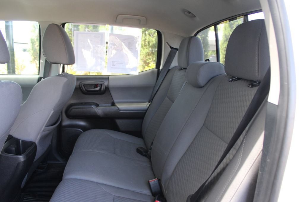 Used 2020 Toyota Tacoma SR AWD/4WD image 48
