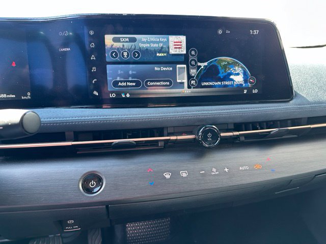 Used 2023 Nissan Ariya AWD/4WD image 20
