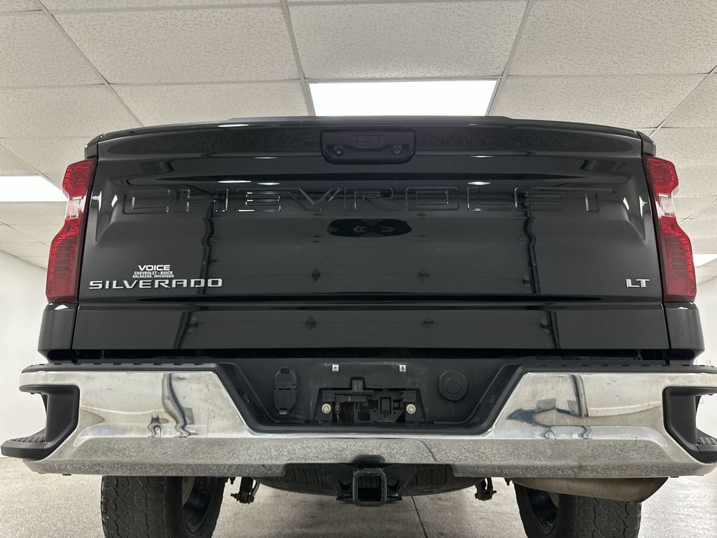 Used 2024 Chevrolet Silverado 1500 LT AWD/4WD image 28