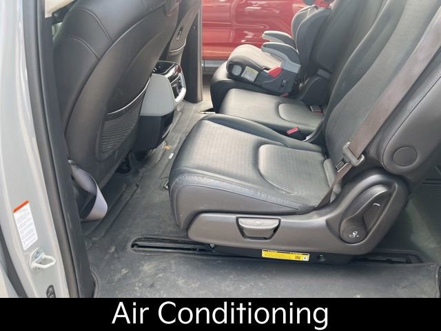 Used 2024 Kia Carnival SX Prestige FWD image 8