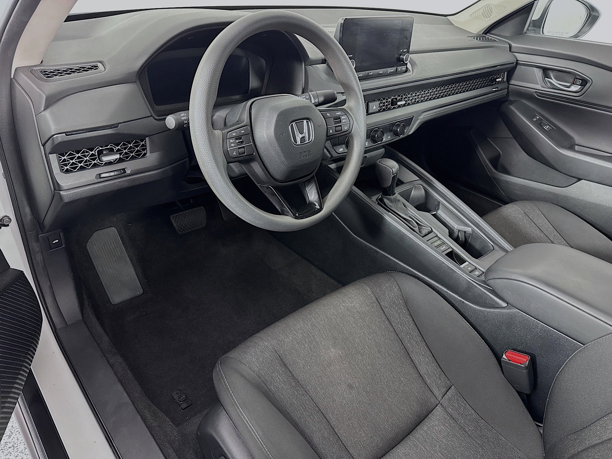 Certified 2024 Honda Accord EX image 9