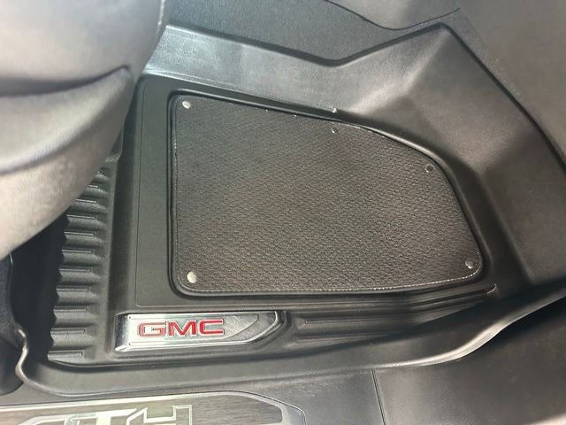 Used 2023 GMC Sierra 1500 AT4 w/ AT4 Premium Package AWD/4WD image 22