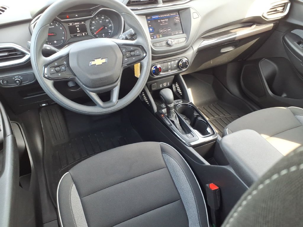 Used 2023 Chevrolet TrailBlazer LS FWD image 6