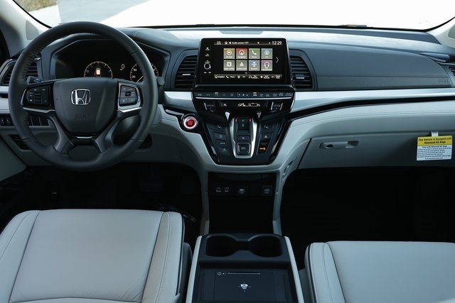 New 2026 Honda Odyssey Touring image 33