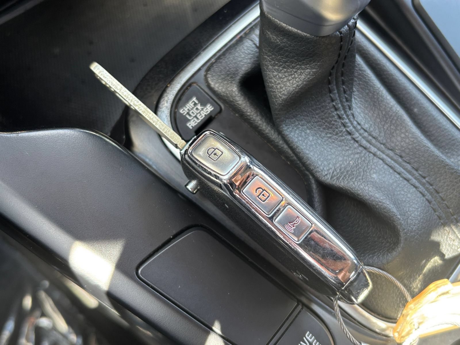 Used 2025 Kia Soul LX w/ LX Technology Package FWD image 21