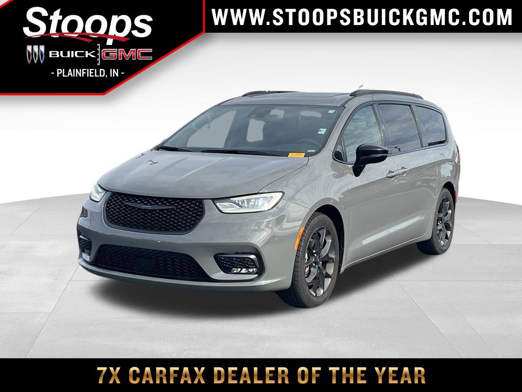 Used 2025 Chrysler Pacifica Limited