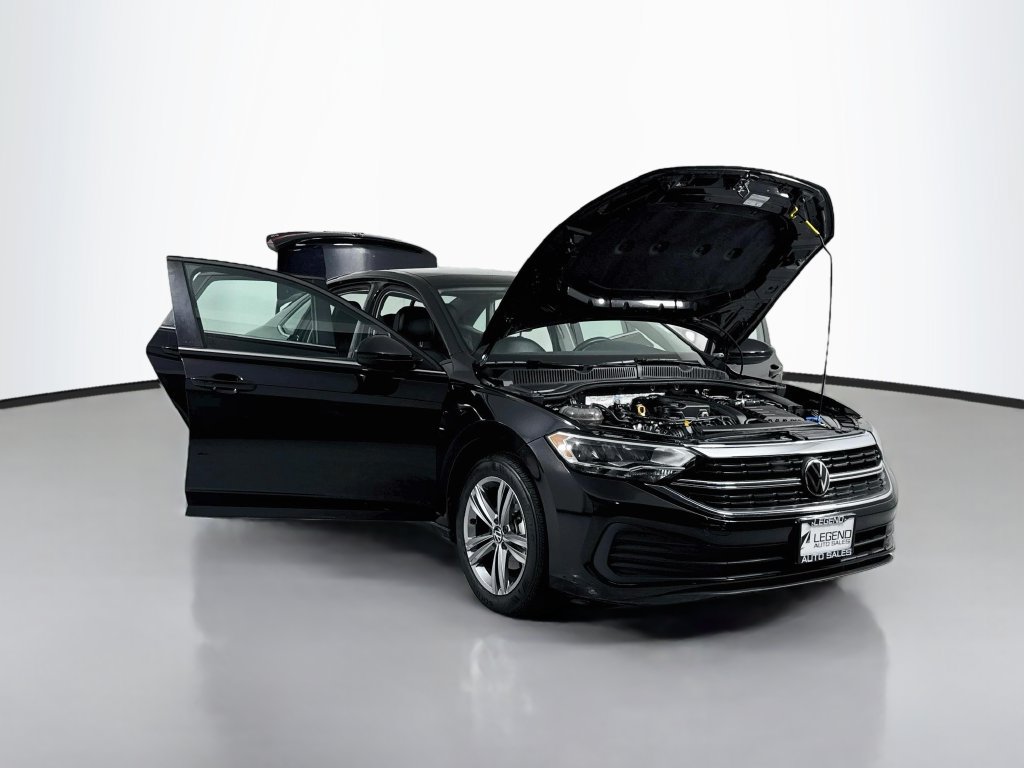 Used 2024 Volkswagen Jetta SE FWD image 21