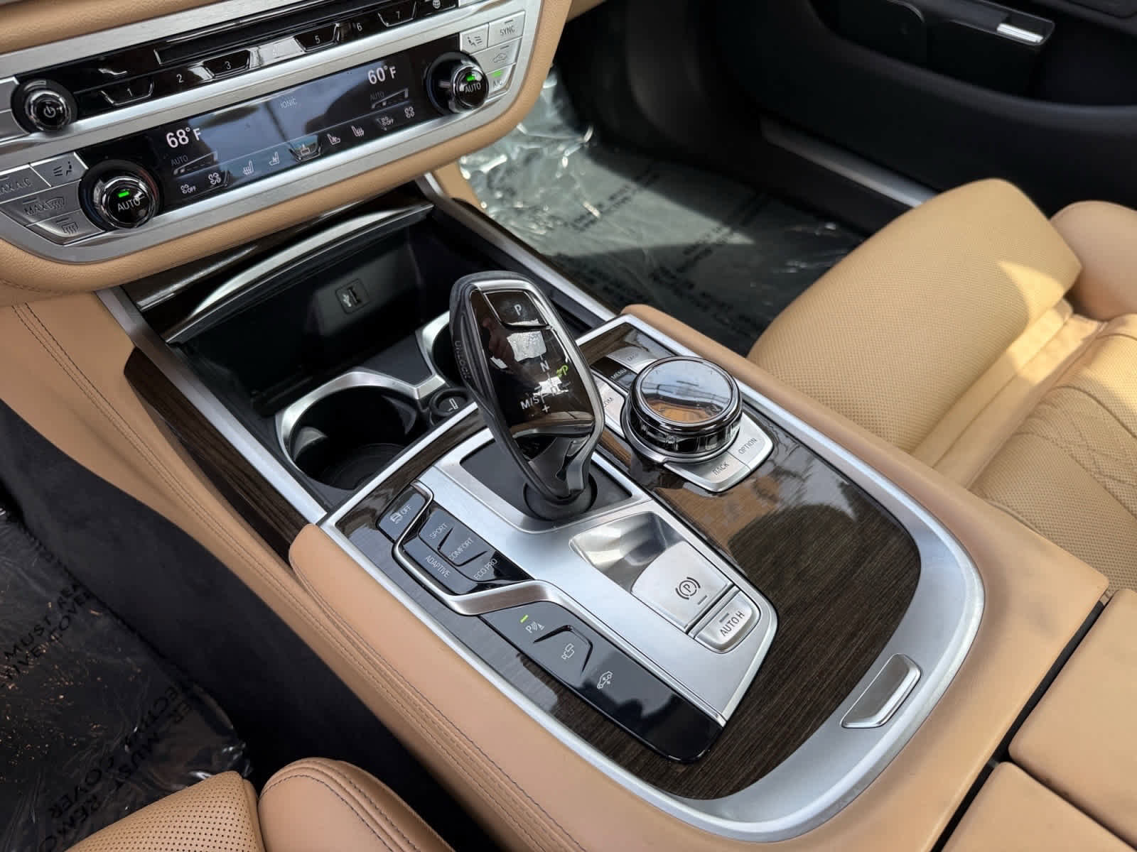 Used 2018 BMW 750i xDrive image 19