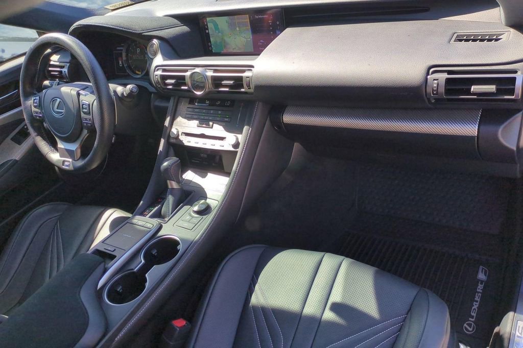 Used 2022 Lexus RC F w/ Premium Package RWD image 16