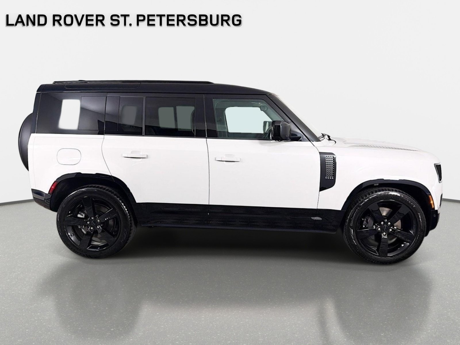 New 2026 Land Rover Defender 110 X-Dynamic SE AWD/4WD image 4