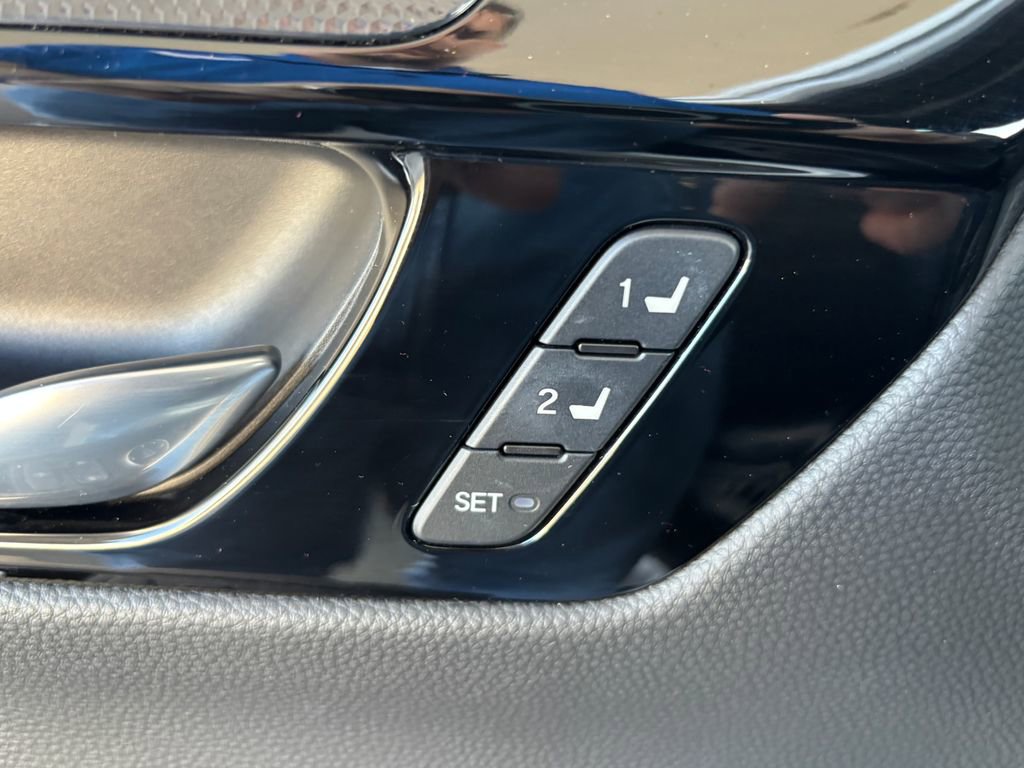 Used 2023 Honda CR-V Sport Touring image 29