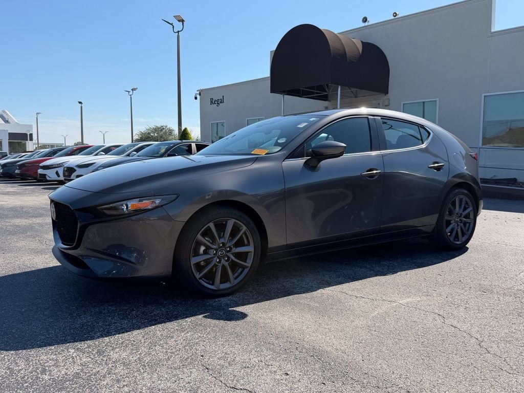 Used 2023 MAZDA MAZDA3 s FWD image 9