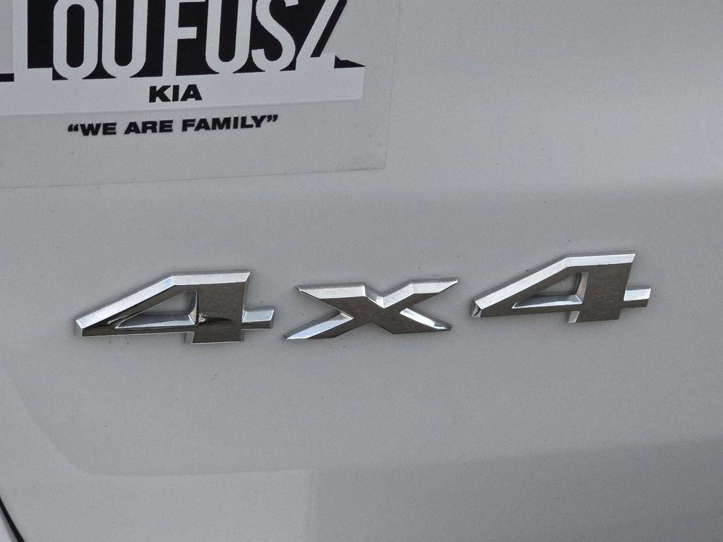 Used 2022 Jeep Grand Cherokee Laredo X image 4