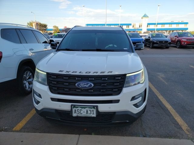 Used 2017 Ford Explorer Sport AWD/4WD image 2