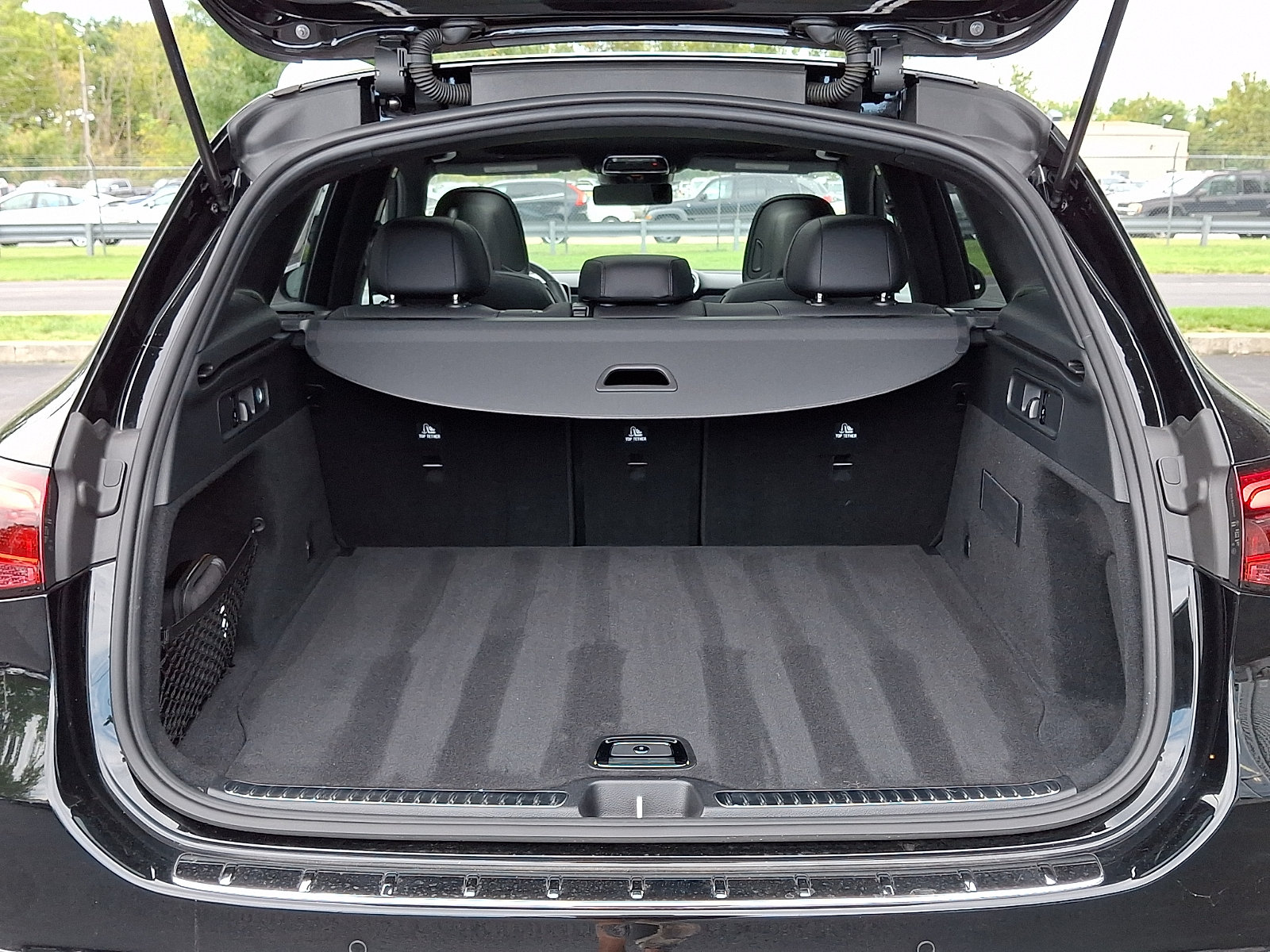 Certified 2025 Mercedes-Benz GLC 300 4MATIC image 27