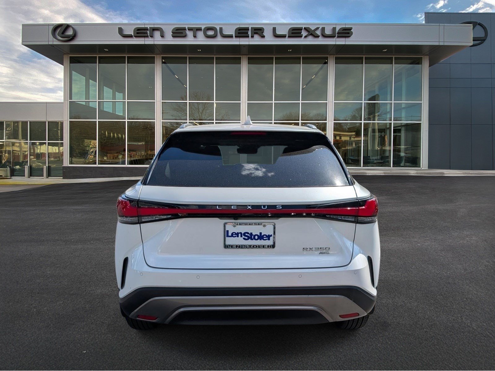 Certified 2024 Lexus RX 350 Premium w/ Accessory Package AWD/4WD image 4