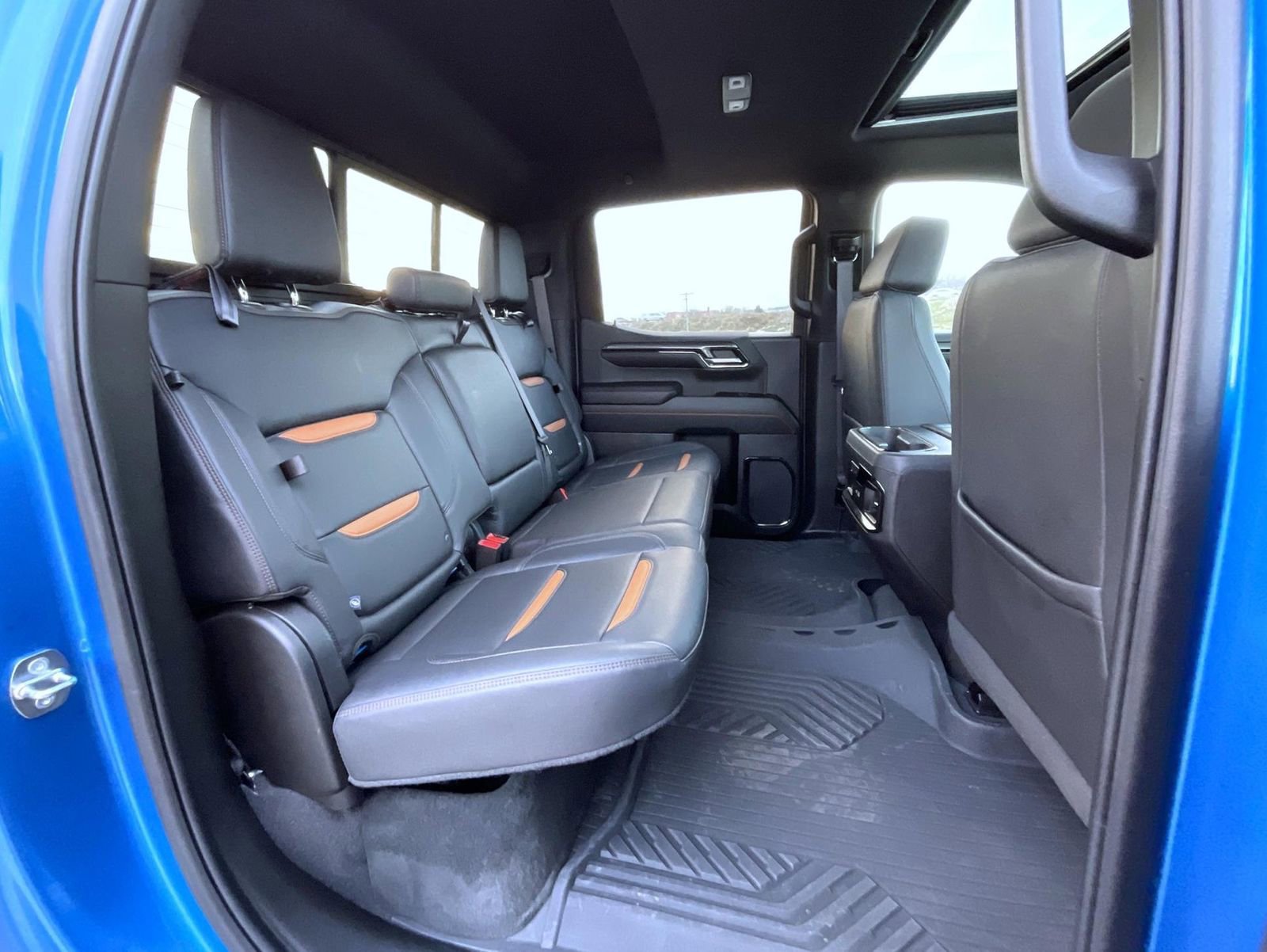 Certified 2024 GMC Sierra 1500 AT4 w/ Technology Package image 18