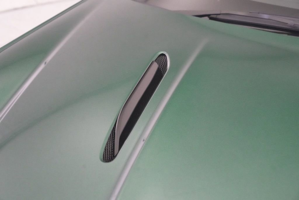 New 2026 Aston Martin V8 Vantage S image 24