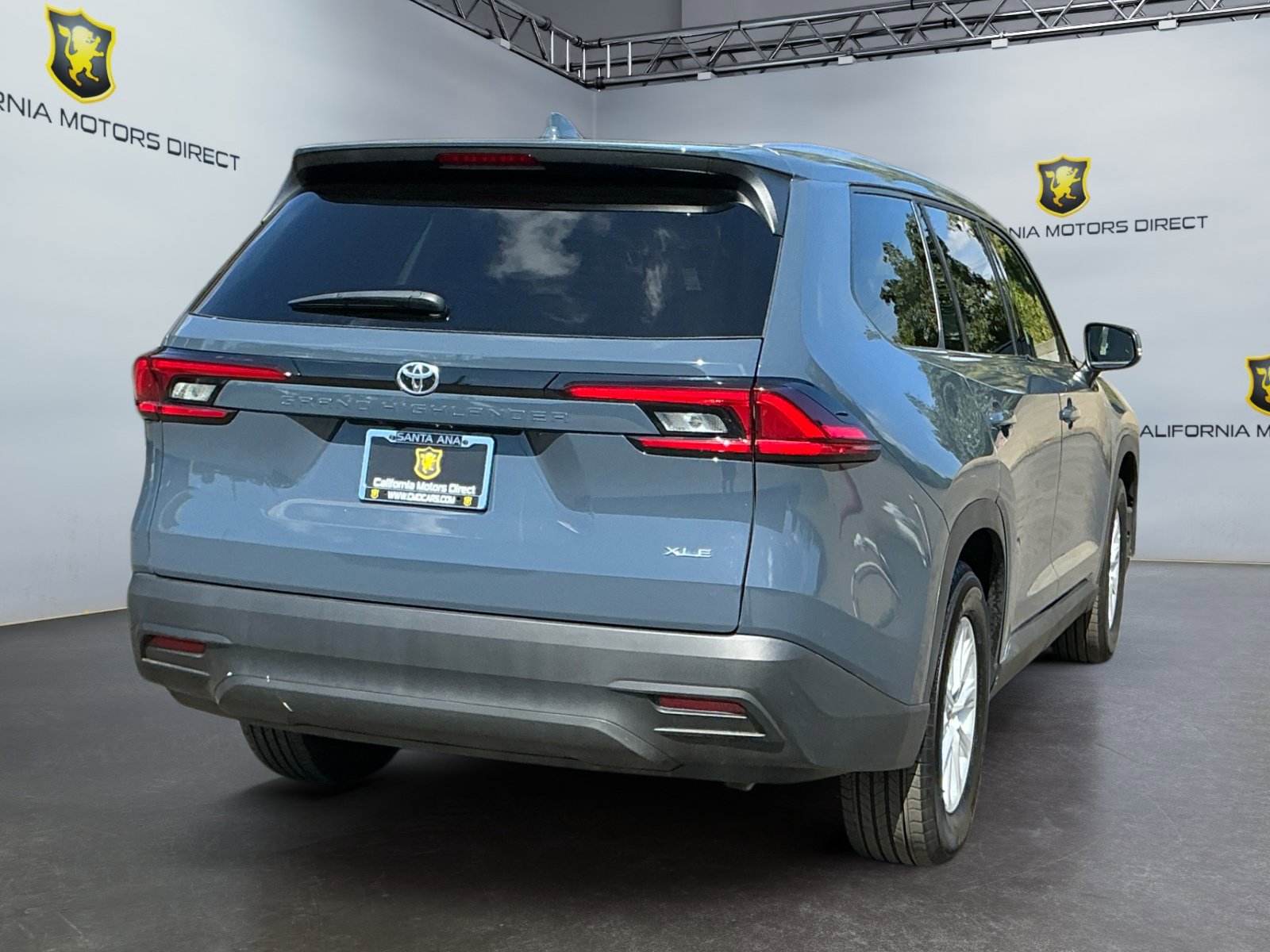 Used 2025 Toyota Grand Highlander FWD image 5