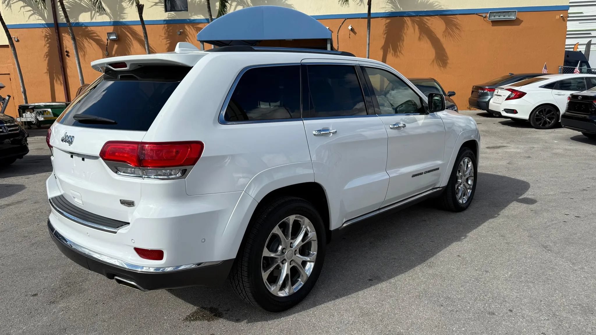 Used 2019 Jeep Grand Cherokee Summit AWD/4WD image 22