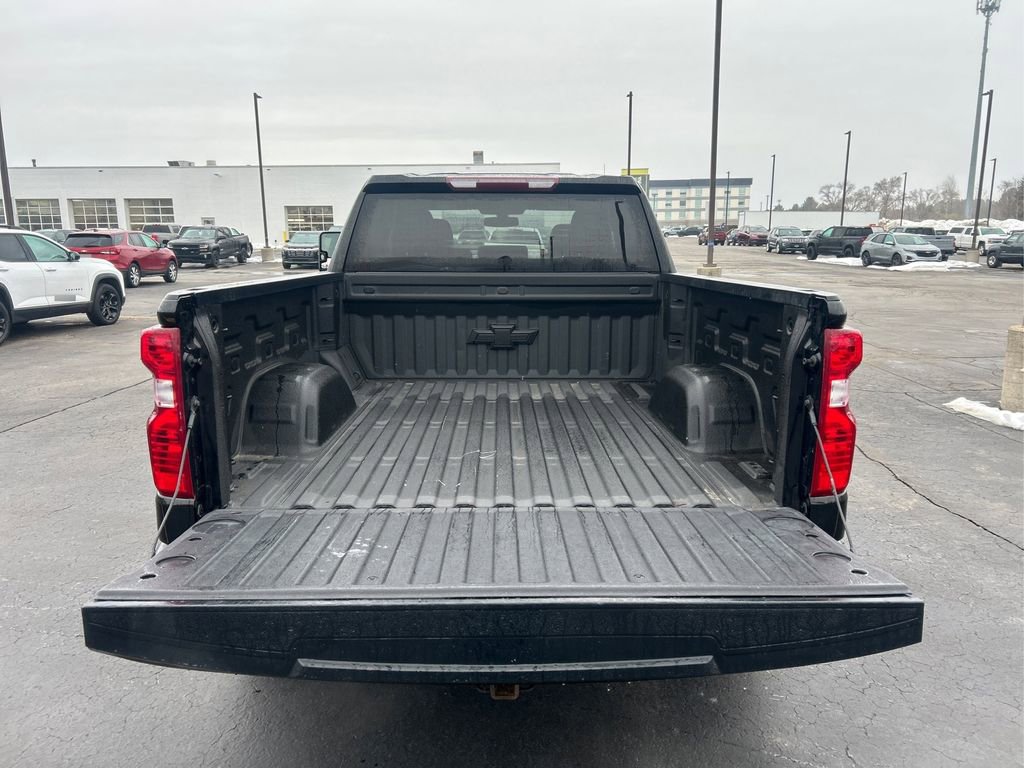 Used 2020 Chevrolet Silverado 1500 LT w/ All-Star Edition image 21