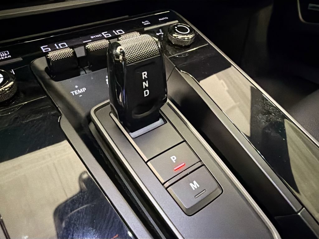 Certified 2020 Porsche 911 Carrera S RWD image 18